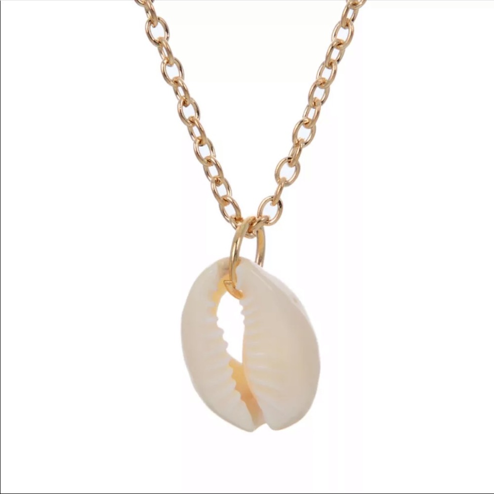 Shell Pendent Necklace - Picture 2 of 3